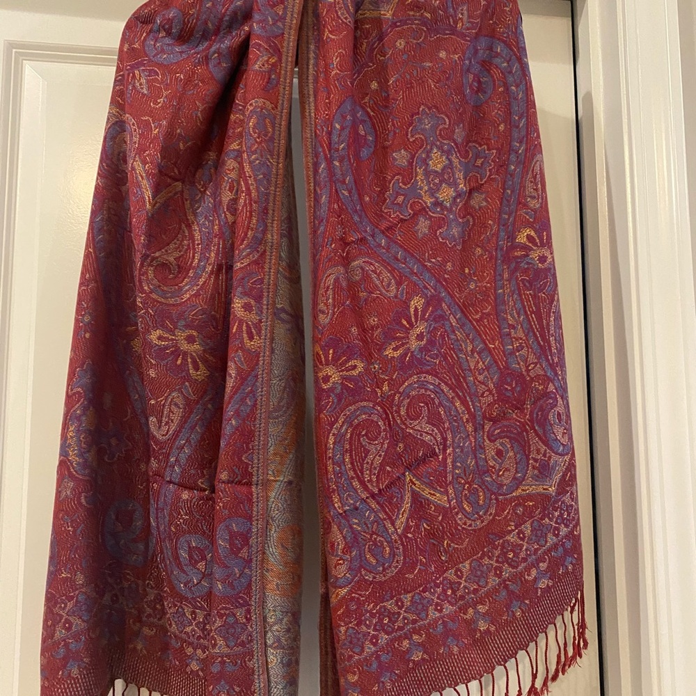 100% cashmere scarf